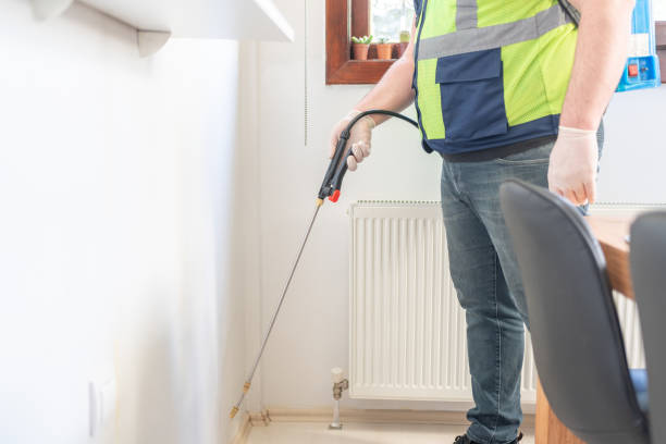 Best Wildlife Control Services  in Utica, OH